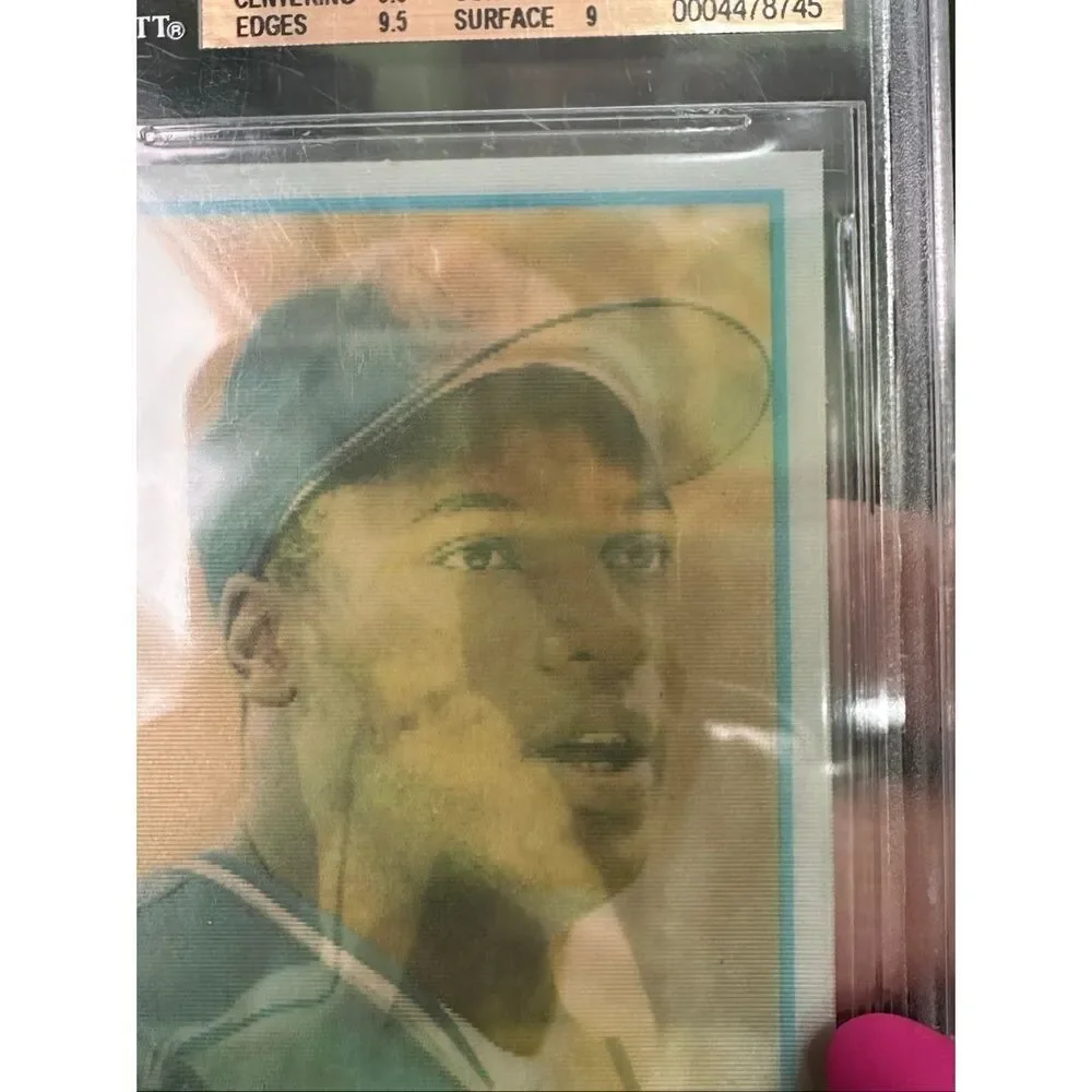 1986 Sportflics Bo Jackson Rookie #40. BGS 9.5 Gem Mint. Royal RC. Rare Halo Gra